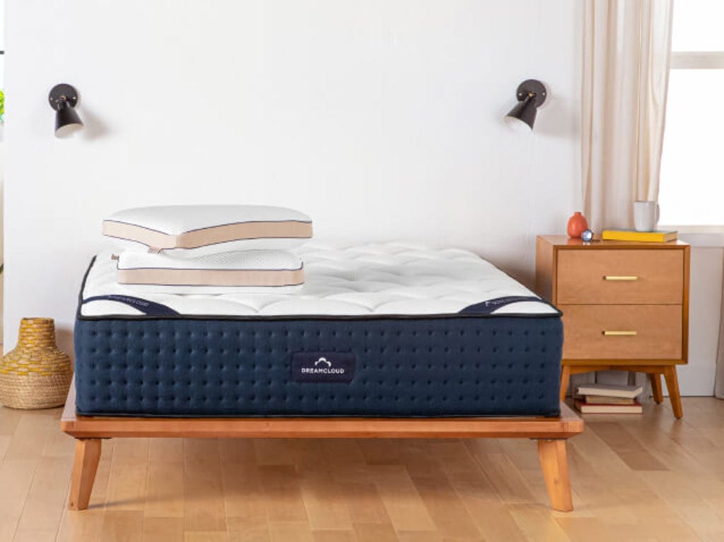 dreamcloud mattress queen size