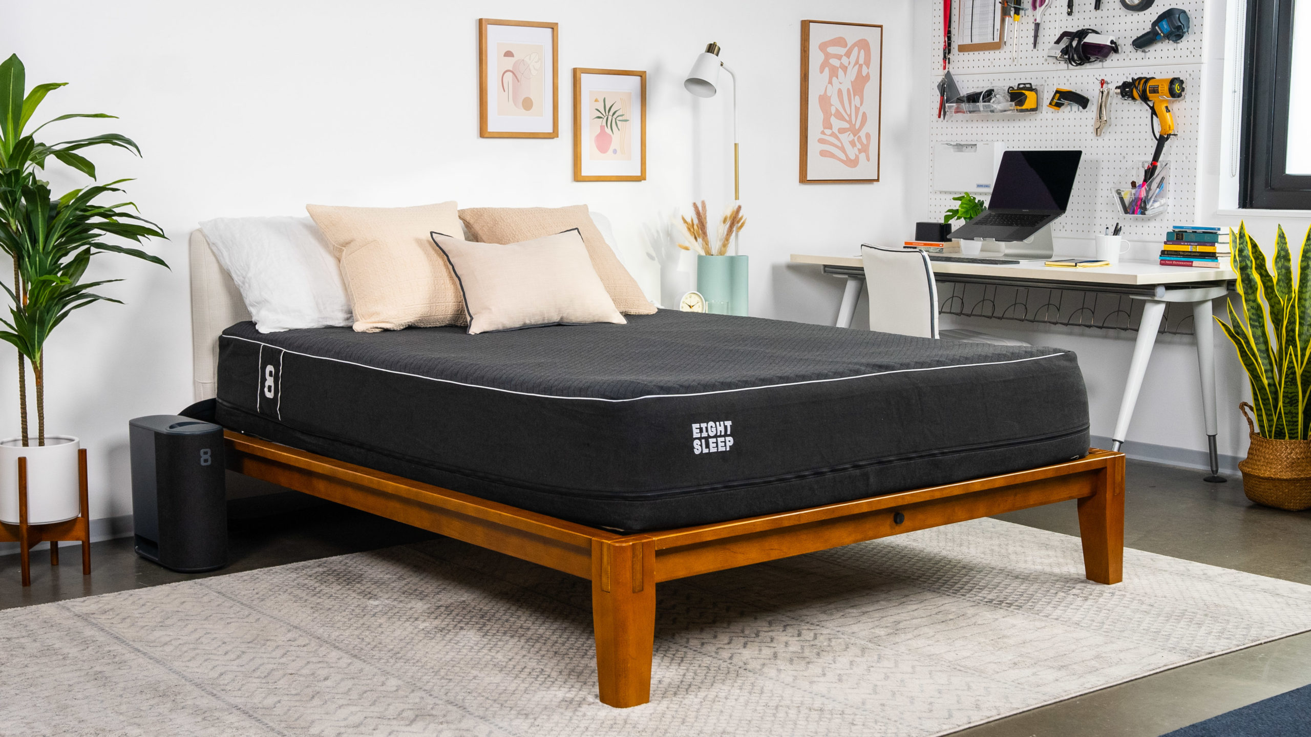 eight sleep venus real mattress reviews