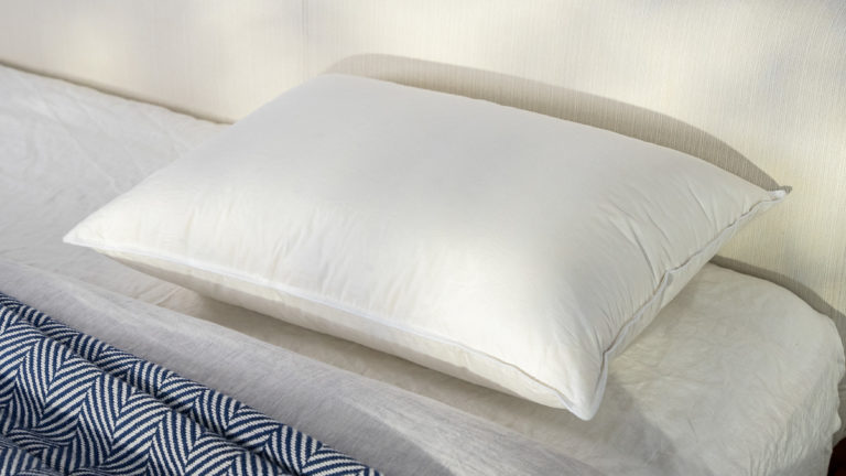 Best Pillows for Side Sleepers - Best Firmness Options - Quince Luxe Goose Down Pillow