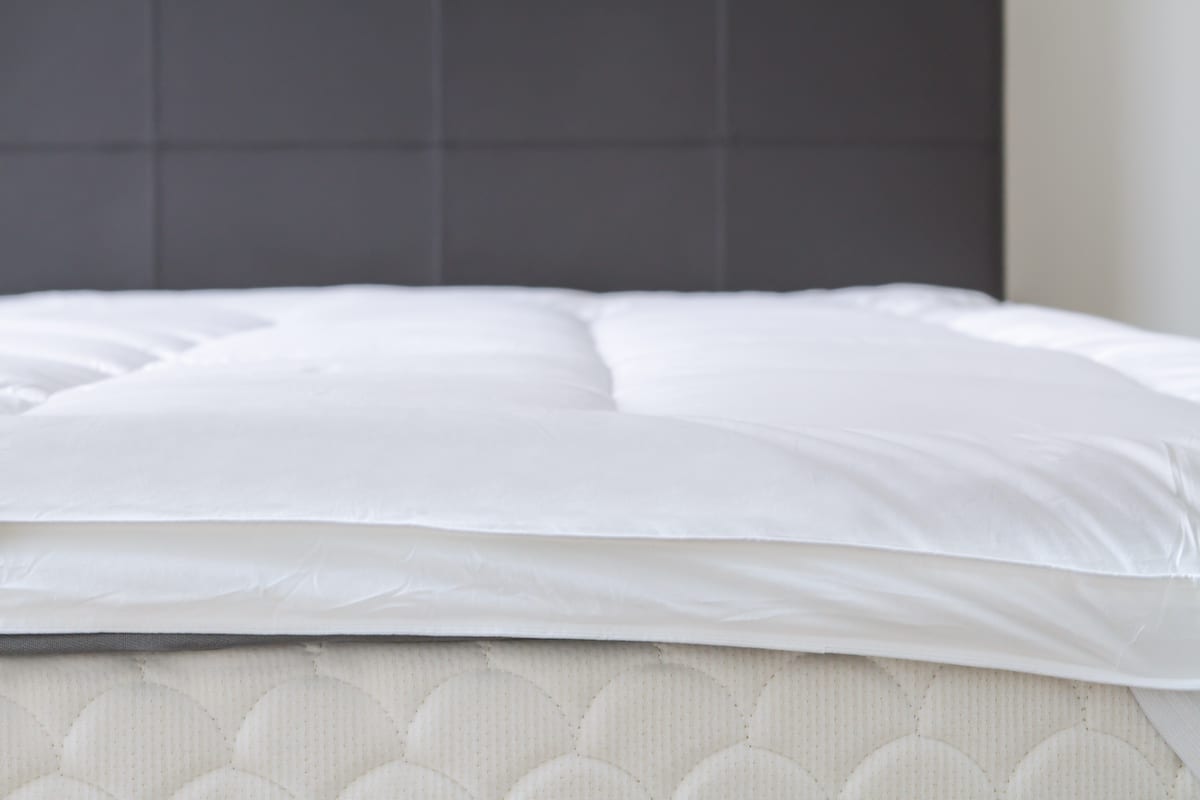 best cooling mattress topper uk menopause