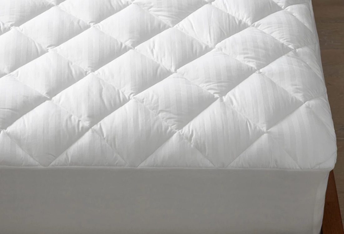 breathable waterproof extra loft mattress pad