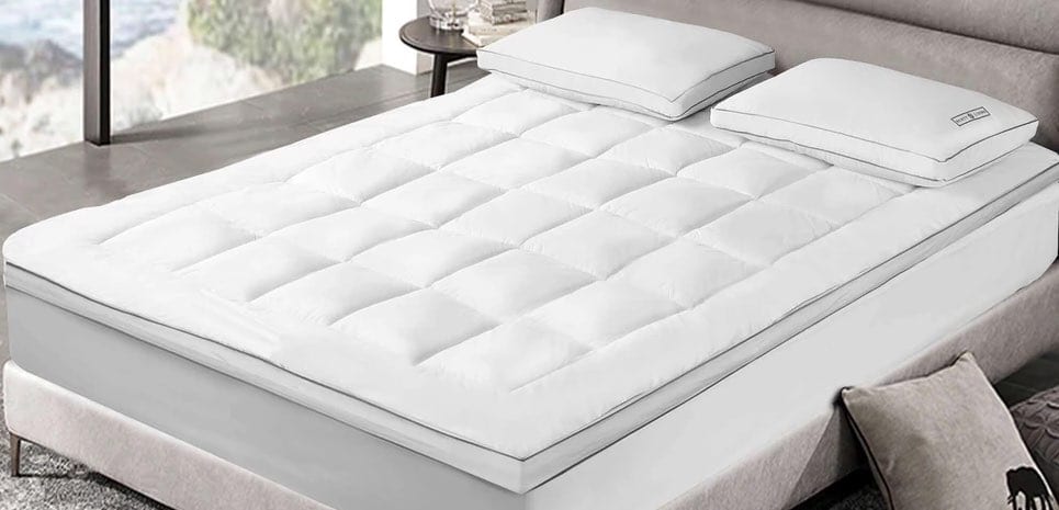 down on top featherbed mattress topper