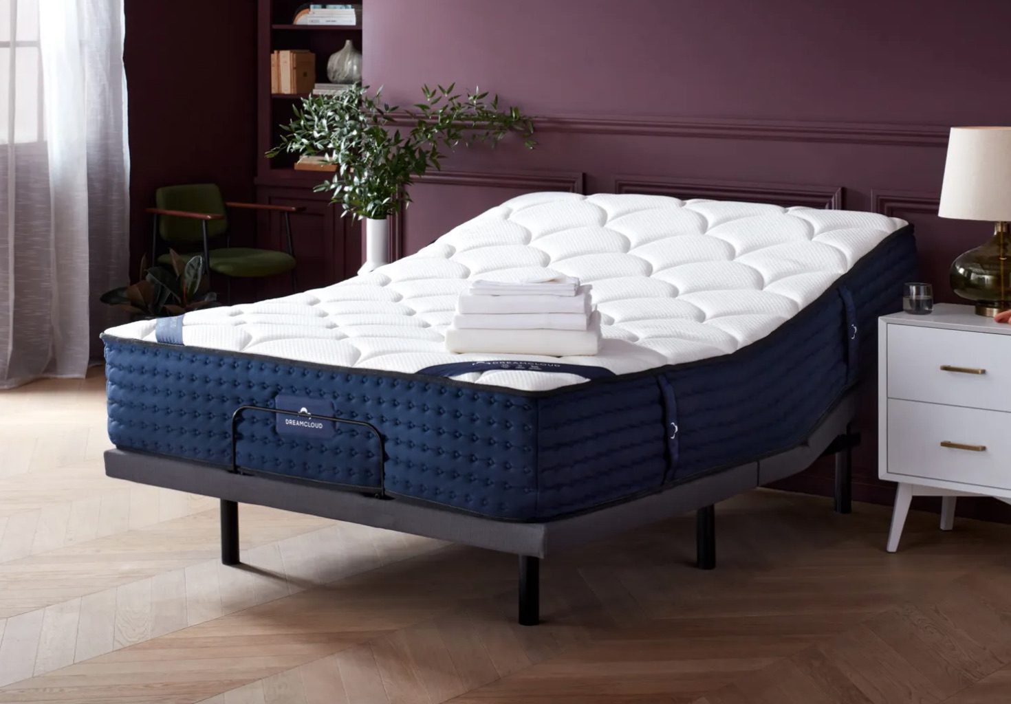 can you use ozium on a mattress