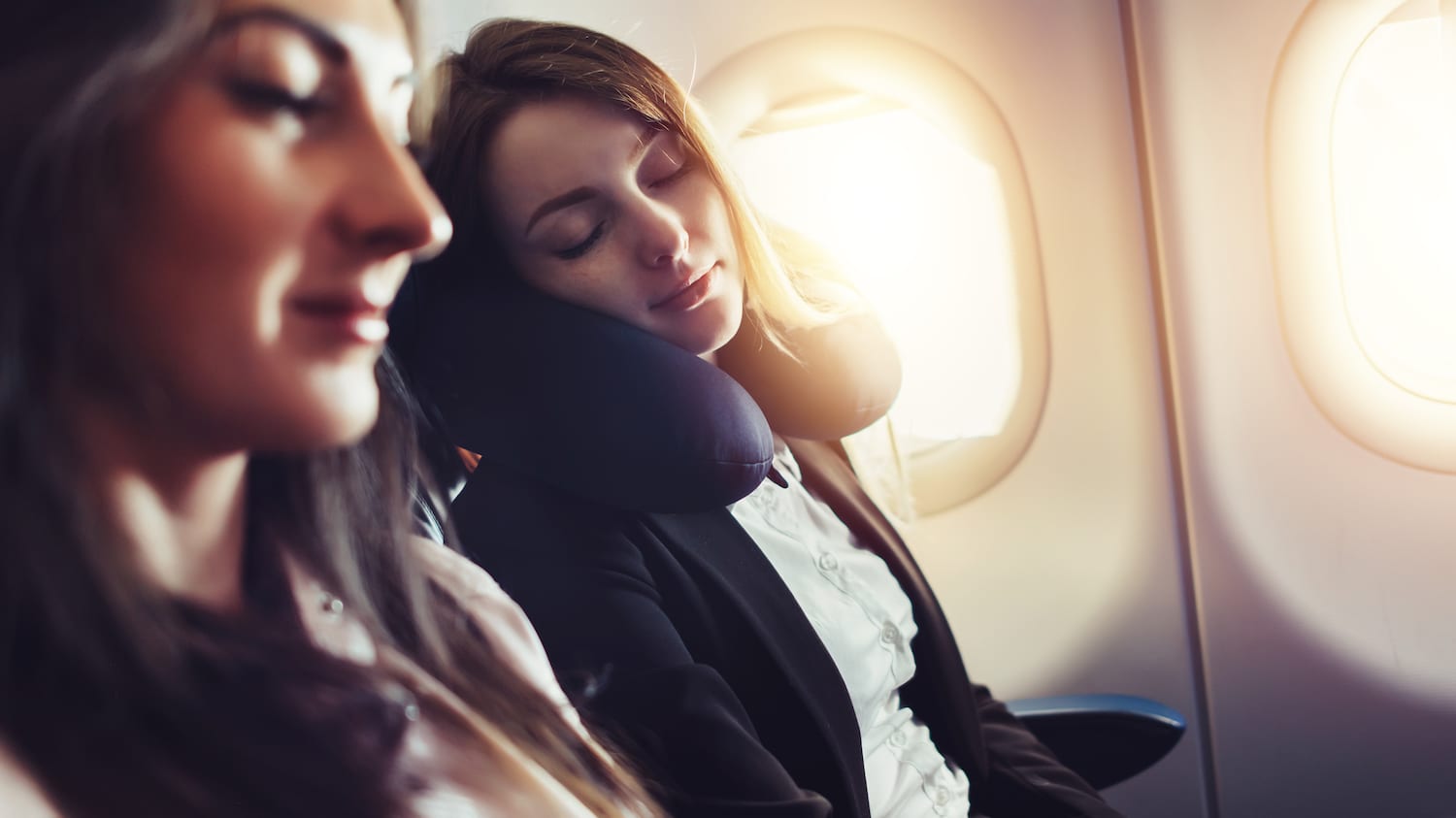 8 Back Pain Tips for Airplane Rides