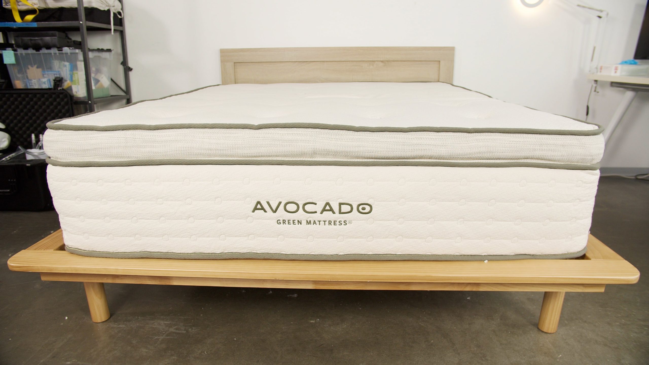 is avocado king mattress split
