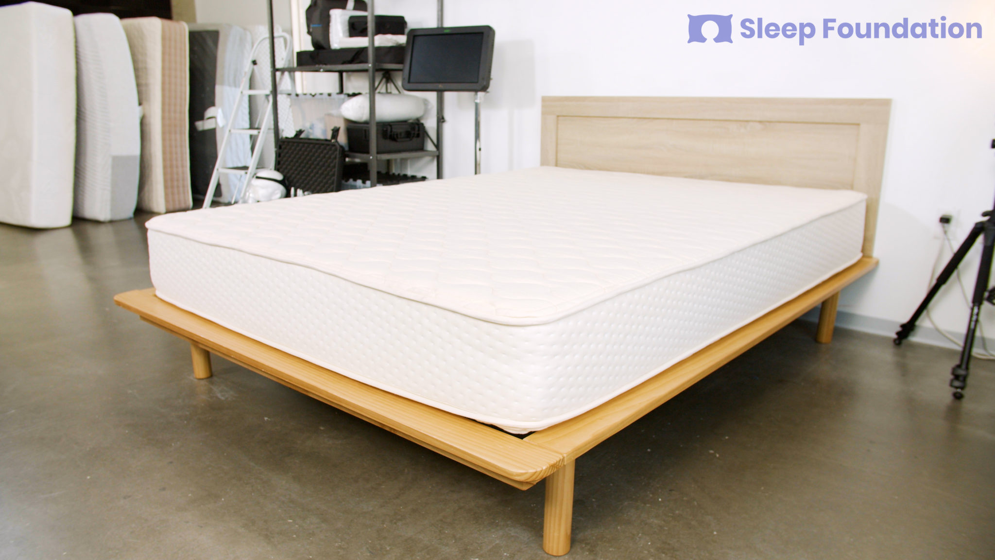 Best Latex Mattress Of 2022 - Natural, Talalay, & Dunlop Options 