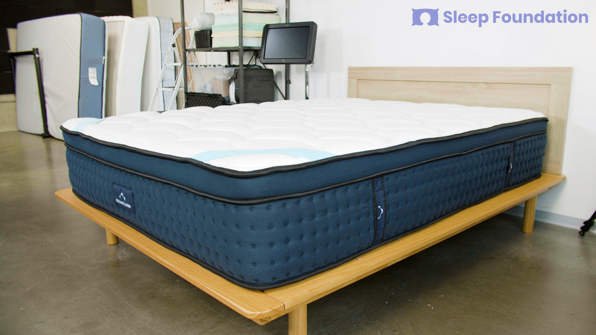 Best Hybrid Mattress Of 2022 – Reviews & Top Picks | Sleep Foundation