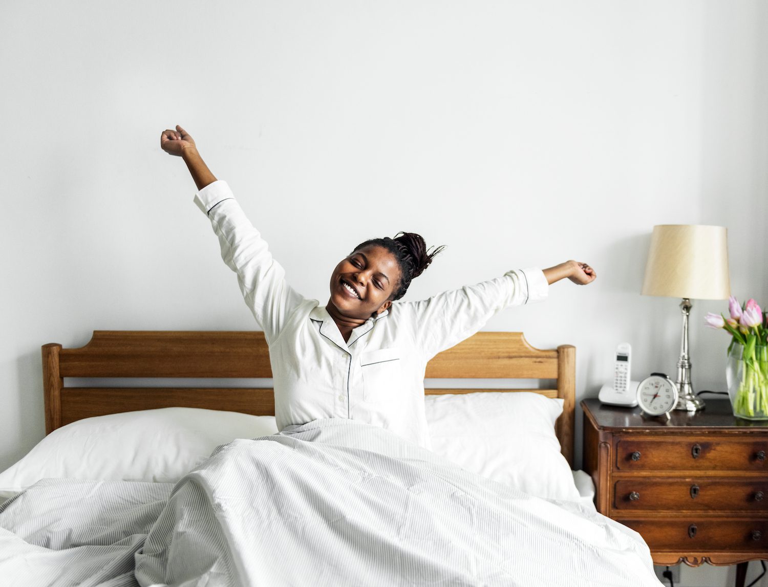 How to Wake Up Early: 7 Expert-Tested Tips