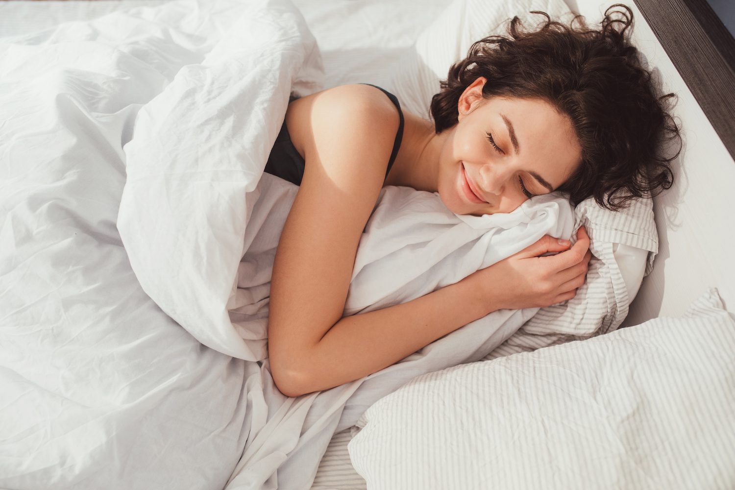 8 Reasons Sleeping on Your Back May Help You Get the Rest You Need